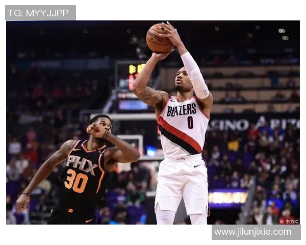 开拓者击败雷霆,利拉德绝杀:一个历史性的瞬间 开拓者击败雷霆,利拉德绝杀:一个历史性的瞬间